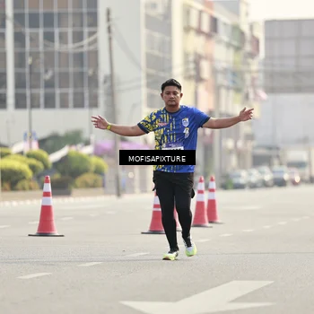 Runner Photo 5929571