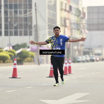 Runner Photo 5929572