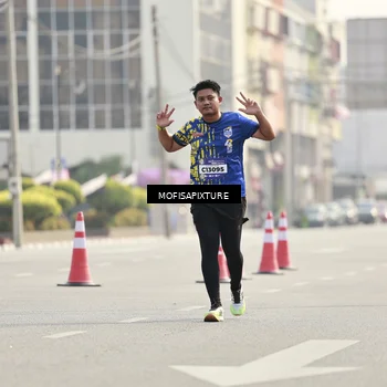 Runner Photo 5929575