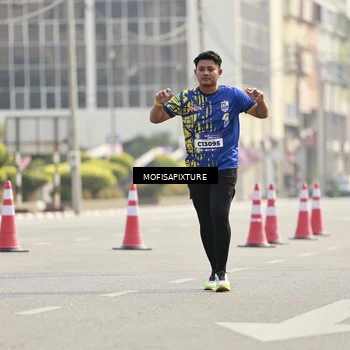 Runner Photo 5929576