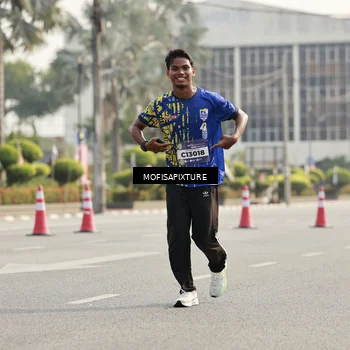 Runner Photo 5929583