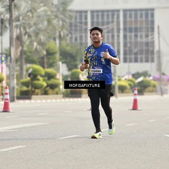 Runner Photo 5929588