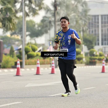 Runner Photo 5929593