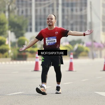 Runner Photo 5929602
