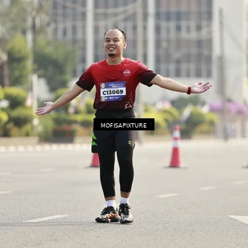 Runner Photo 5929621