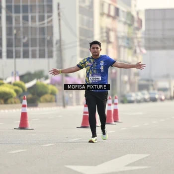 Runner Photo 5929625