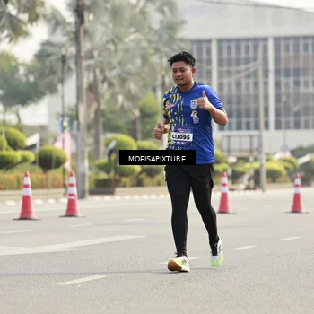 Runner Photo 5929635