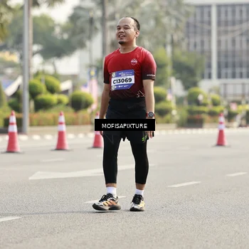 Runner Photo 5929653