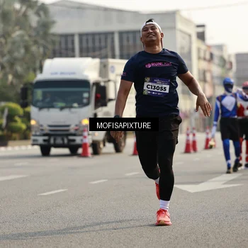 Runner Photo 5929666