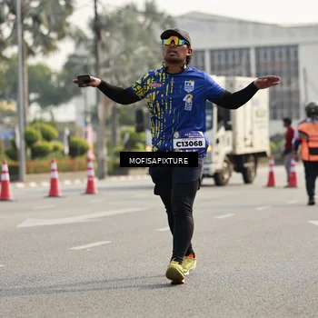 Runner Photo 5929735