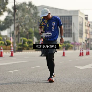 Runner Photo 5929750