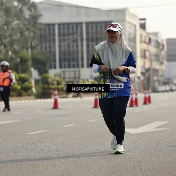 Runner Photo 5929772