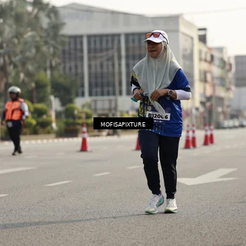 Runner Photo 5929774