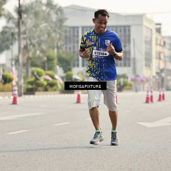 Runner Photo 5929843