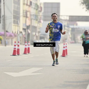 Runner Photo 5929844