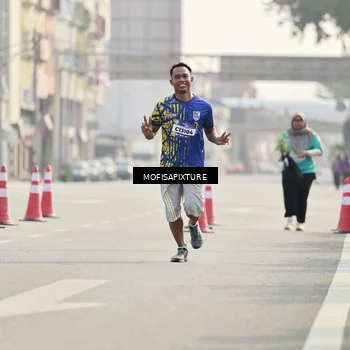 Runner Photo 5929848