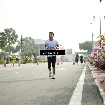 Runner Photo 5930026
