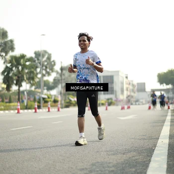 Runner Photo 5930035