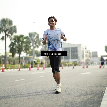 Runner Photo 5930040