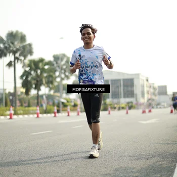 Runner Photo 5930051