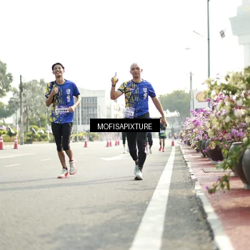 Runner Photo 5930057