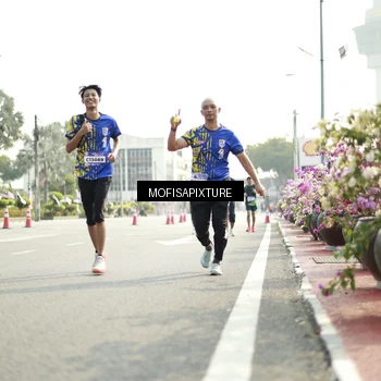 Runner Photo 5930058