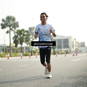 Runner Photo 5930060