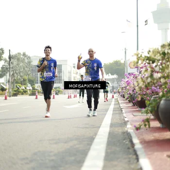 Runner Photo 5930067