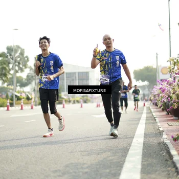 Runner Photo 5930080