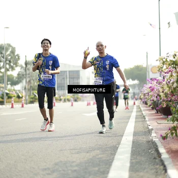 Runner Photo 5930086