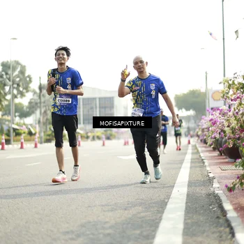 Runner Photo 5930088