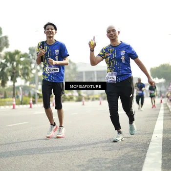 Runner Photo 5930090