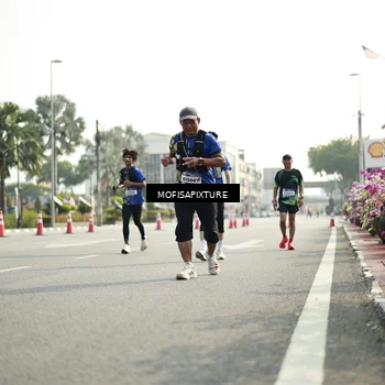 Runner Photo 5930104