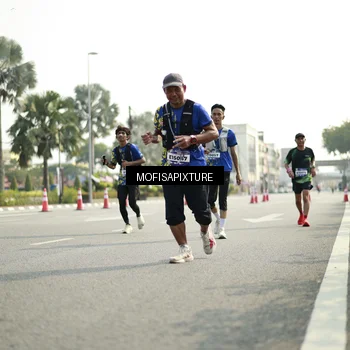Runner Photo 5930108