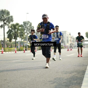 Runner Photo 5930110