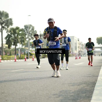 Runner Photo 5930116
