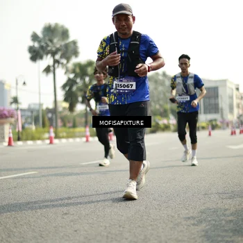 Runner Photo 5930125