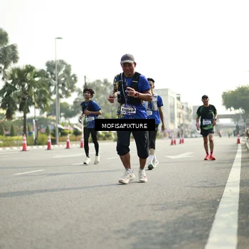 Runner Photo 5930132
