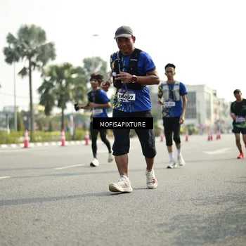 Runner Photo 5930137