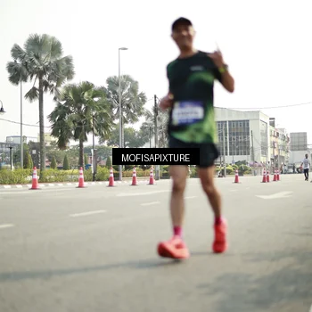 Runner Photo 5930142