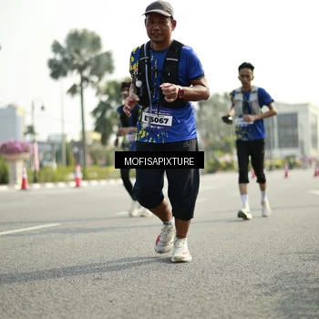 Runner Photo 5930143
