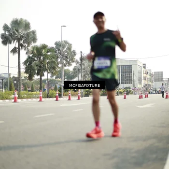 Runner Photo 5930154