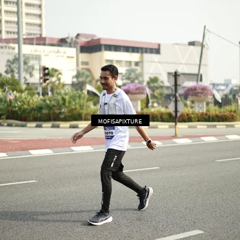 Runner Photo 5930155