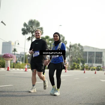 Runner Photo 5930202