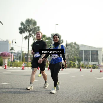 Runner Photo 5930205
