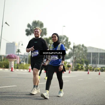 Runner Photo 5930213