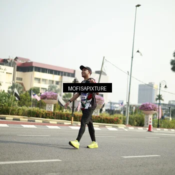 Runner Photo 5930225