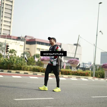 Runner Photo 5930236