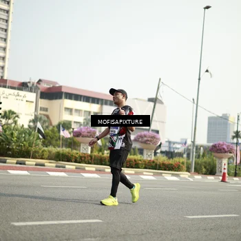 Runner Photo 5930262