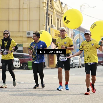 Runner Photo 5930289